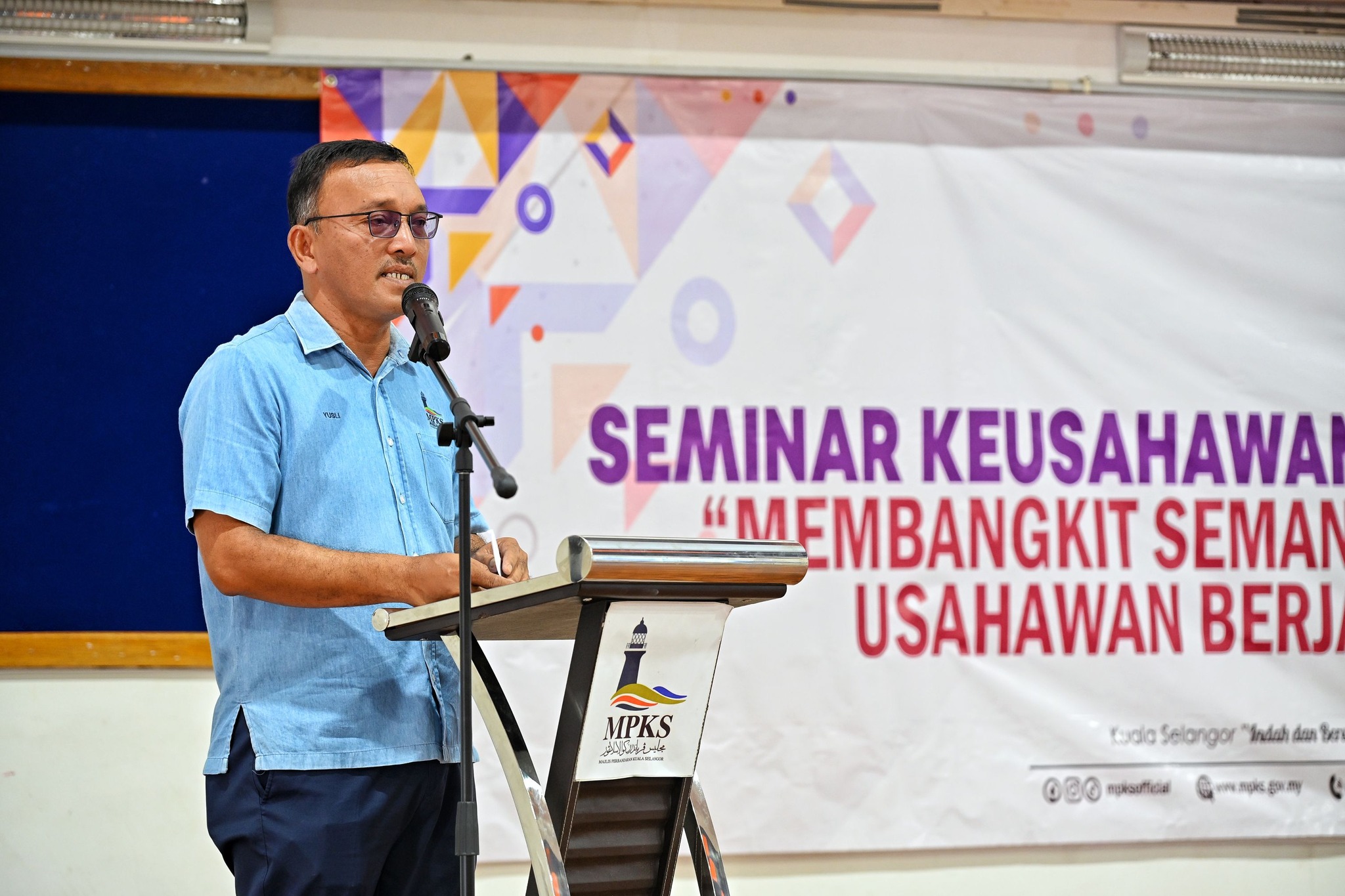 SEMINAR KEUSAHAWANAN “MEMBANGKIT SEMANGAT USAHAWAN BERJAYA” 2024