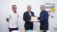 KUNJUNGAN HORMAT MALAYSIA RAIL LINK SDN BHD (MRL) KE MPKS BAGI PEMBANGUNAN PROJEK LALUAN REL PANTAI TIMUR (ECRL) SEKSYEN C2